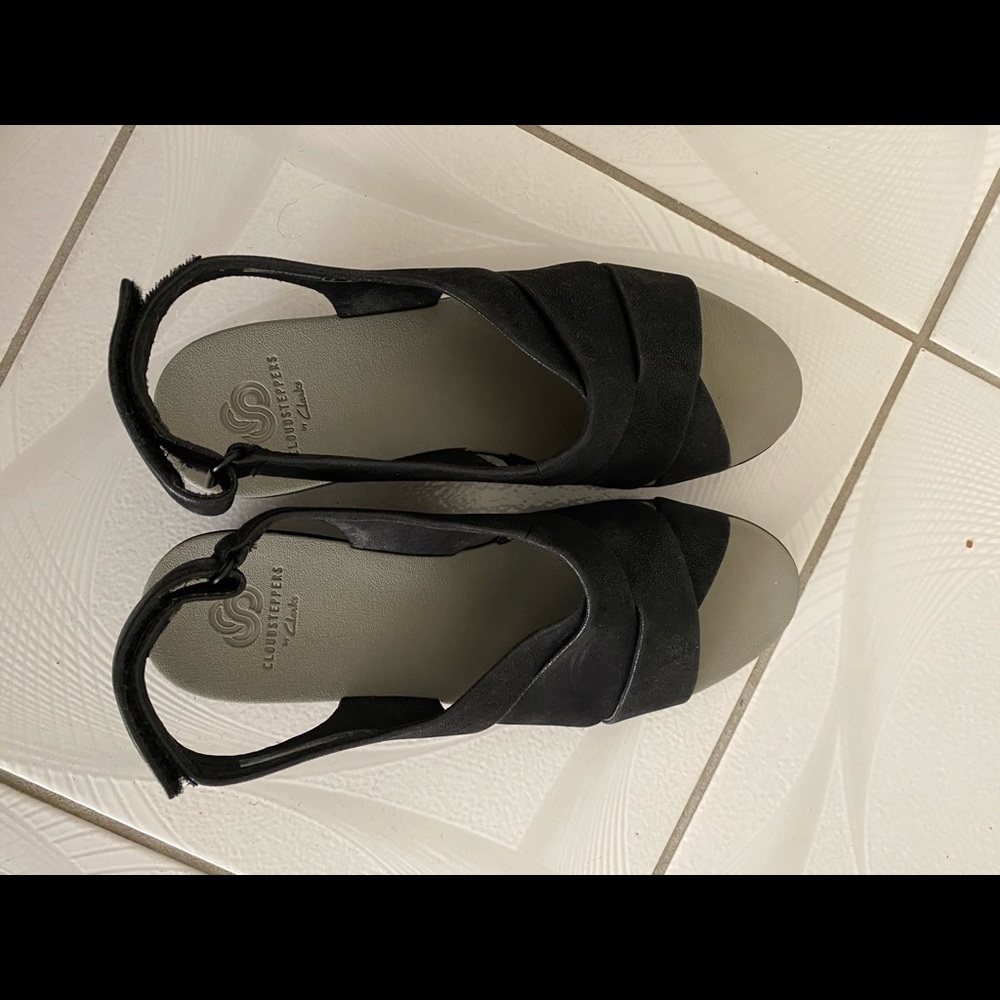 Women sandals
